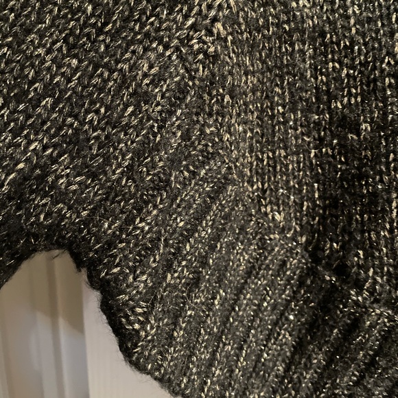 Michael Kors black with gold wool poncho - Picture 2 of 2